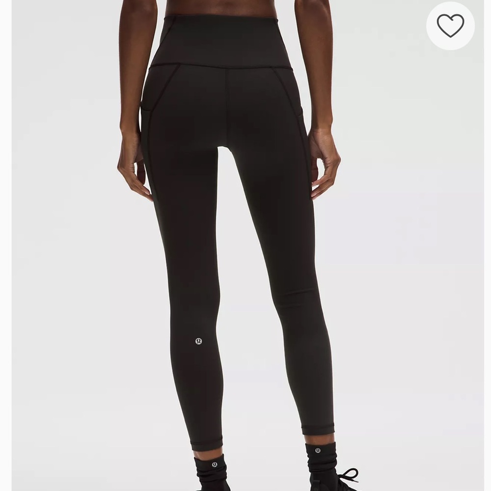 Lululemon Wunder Train high rise legging with pockets. Size 8, 25 inch inseam